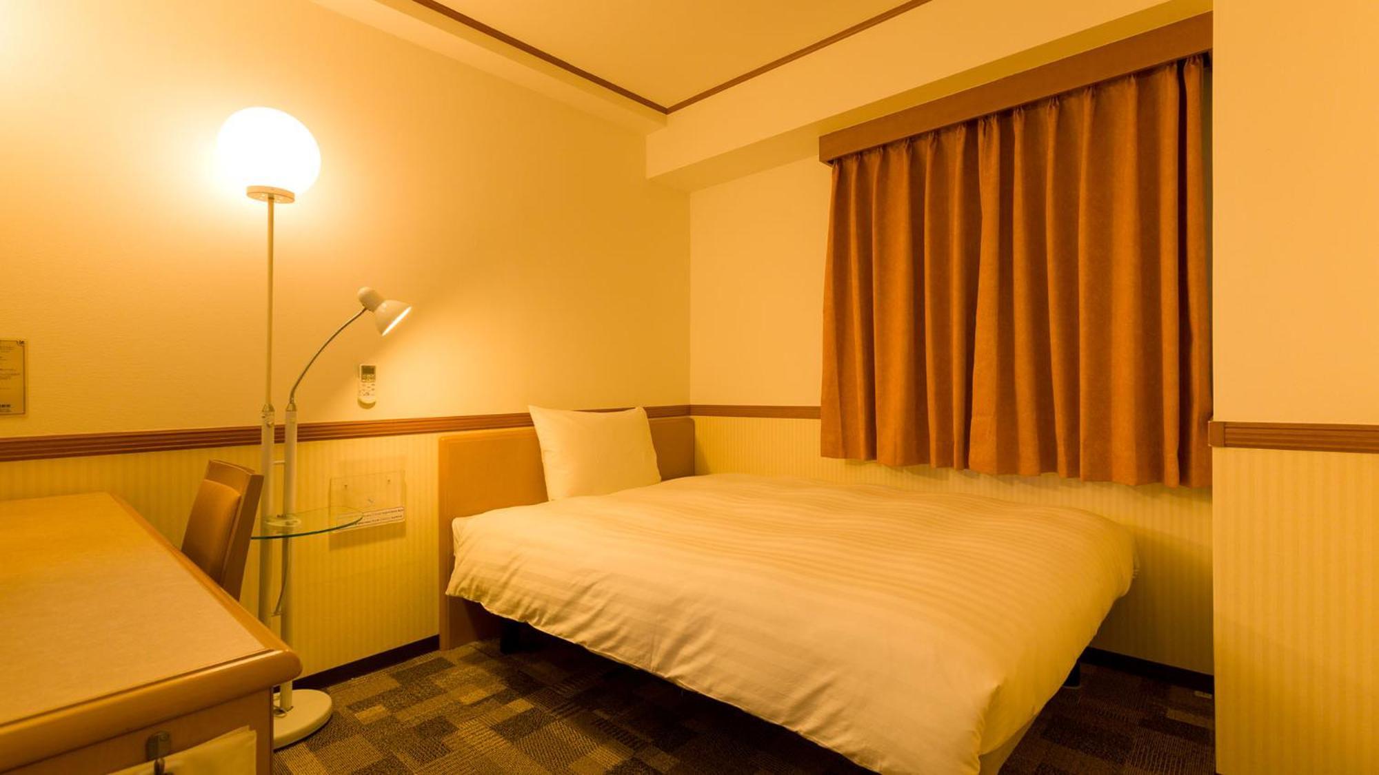 Toyoko Inn Okinawa Naha Kokusai-Dori Miebashi-Eki Quarto foto